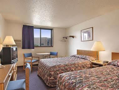 Hotel Super 8 By Wyndham Omaha I-80 West Zimmer foto
